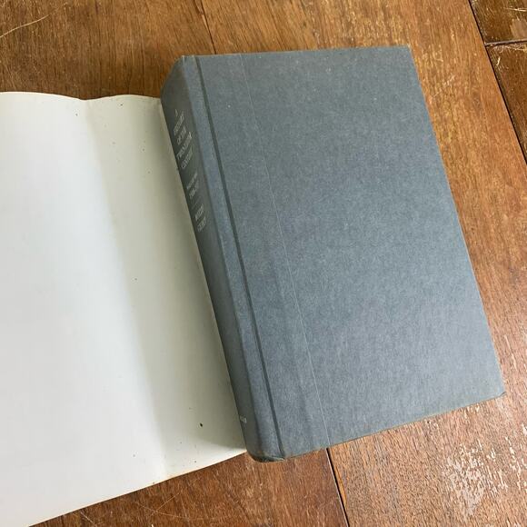 A History of the Twentieth Century Vol. 1 1900-1933 Martin Gilbert hardback book - Picture 2 of 16